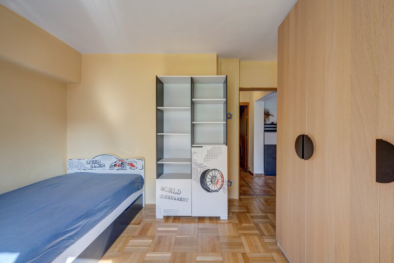 Decebal, Calea Calarasi, Muncii,