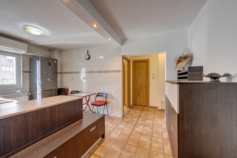 Decebal, Calea Calarasi, Muncii,